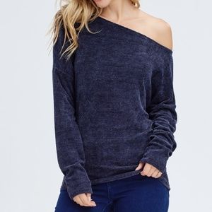 OFF THE SHOULDER SWEATER